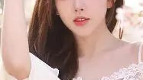 马思纯张哲轩甜蜜亮相音乐节，无视外界质疑